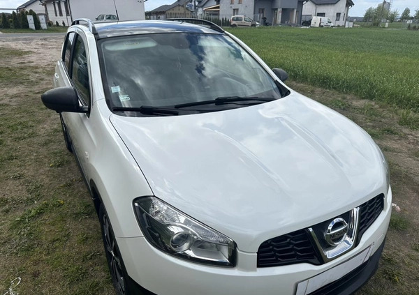 Nissan Qashqai cena 31900 przebieg: 173676, rok produkcji 2013 z Kobylin małe 781